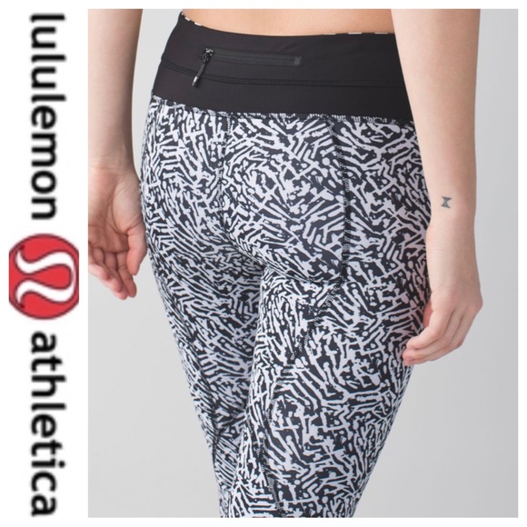 lululemon athletica Pants - 💕SALE💕 Lululemon Run: Inspire Crop II All Full-On Brushed Animal White / Black
